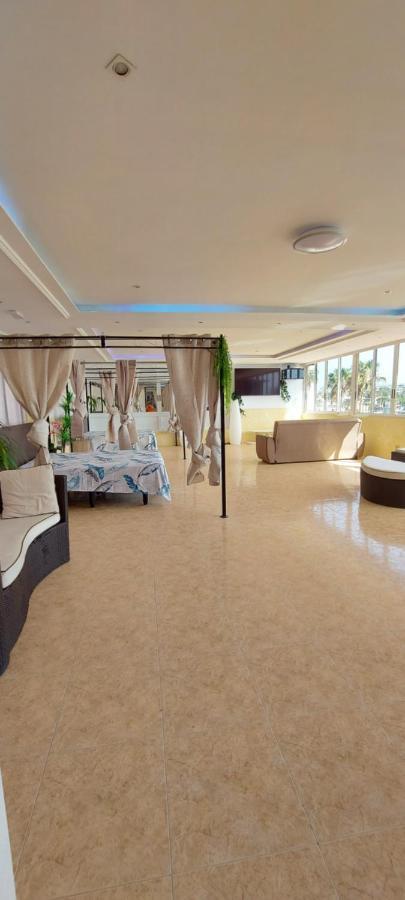 First Line Of The Ocean, 3 Bedrooms & Free Wifi Playa de las Americas  Exterior photo