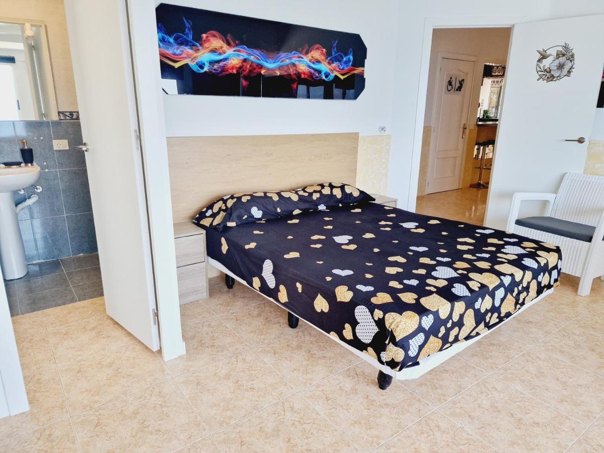 First Line Of The Ocean, 3 Bedrooms & Free Wifi Playa de las Americas  Exterior photo